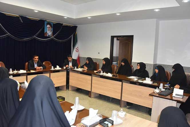 نشست هم اندیشی دبیران کانون ها وانجمن های علمی با سرپرست دانشگاه برگزار شد
