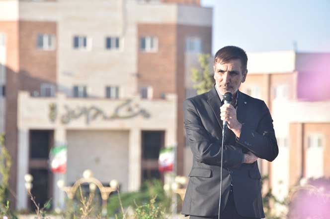 مراسم میهمانی لاله ها همزمان با سراسر کشور در دانشگاه حضرت معصومه (س) نیز برگزار شد