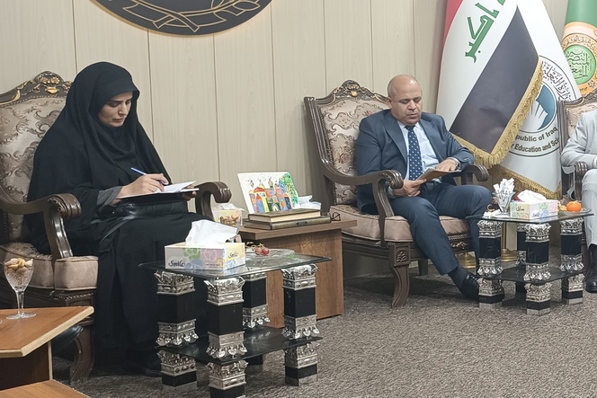 رئیس دانشگاه حضرت معصومه (س)  با رئیس دانشگاه مستنصریه دیدار کرد