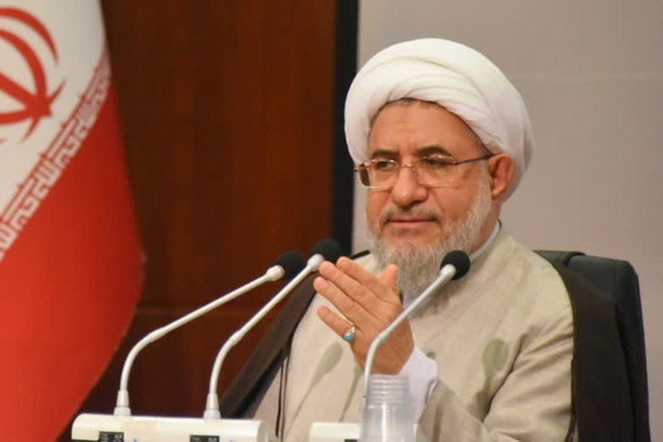 در گفتمان سازی  حجاب باید کاری کنیم دختر جامعه از رعایت حجاب احساس لذت کند